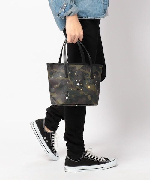 GENTIL BANDIT(ジャンティバンティ)の「GENTIL BANDIT (ジャンティバンティ)トート 小(バッグ・メンズ・WHITE/BLACK/GREY・WHITE/00 (販売中)/BLACK/00 (販売中)/GREY/00 (再入荷メール受付中))」の7枚目の写真