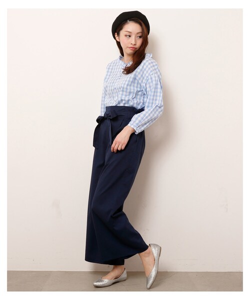 frames RAY CASSIN（フレームスレイカズン）の「リボンベルト付きタックワイドパンツ（パンツ・レディース・ネイビー/ライトグレー/グレージュ・FREE）」の8枚目の写真