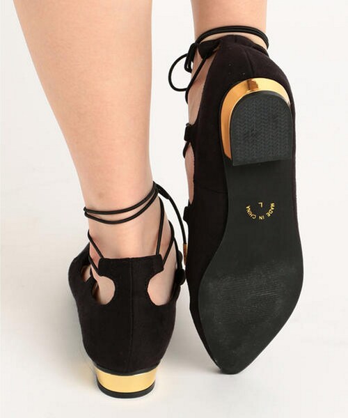 RAY CASSIN(レイカズン)の「レースアップフラットシューズ(シューズ・レディース・黒/キャメル・S/M/L)」の6枚目の写真