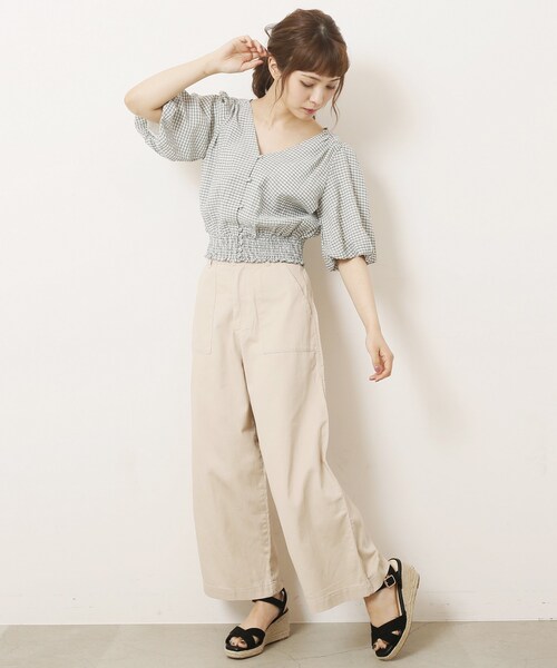 RAY CASSIN（レイカズン）の「ベイカーワイドパンツ（パンツ・レディース・カーキ/ベージュ/サンドベージュ・FREE）」の17枚目の写真