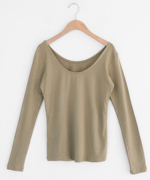 DHOLIC（ディーホリック）の「スリムUネックTシャツ（Tシャツ/カットソー・レディース・ブラック/ホワイト/ベージュ/パープル・FREE）」の3枚目の写真