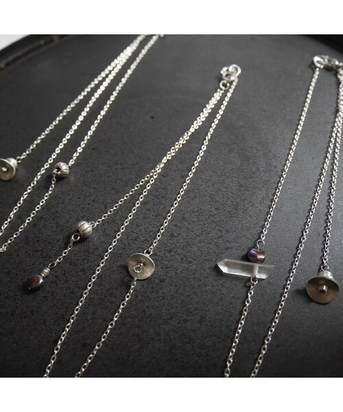 Y.A.Acc（ワイエーアク）の「karen silver short necklace DISK 