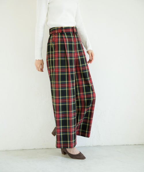 GLOBAL WORK(グローバルワーク)の「TRワイドパンツ(柄)(パンツ・ホワイトベース(チェック)/ブラックベース(チェック)/グレーベース(チェック)/レッドベース(チェック))」の4枚目の写真
