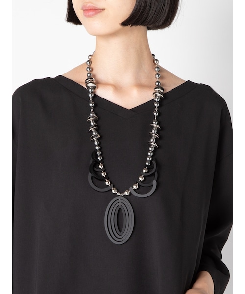 H.P.FRANCE BIJOUX（アッシュ・ペー・フランス ビジュー）の「DELPHINE 
