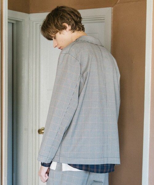 LIDNM（リドム）の「ガンクラブボックスJK【ベージュ】（テーラードジャケット・メンズ・ベージュ・S.M.L）」の3枚目の写真