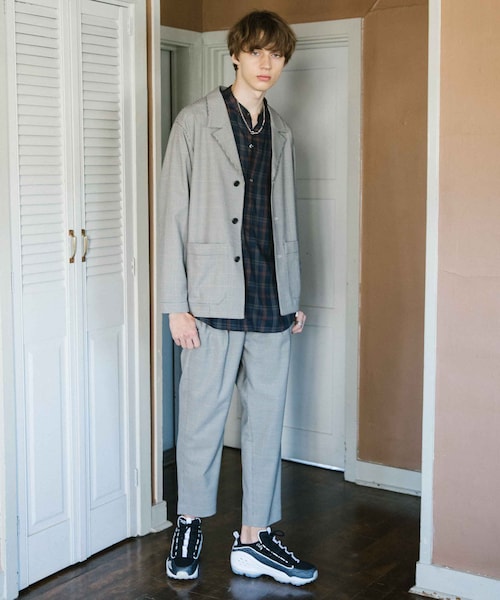 LIDNM（リドム）の「ガンクラブボックスJK【ベージュ】（テーラードジャケット・メンズ・ベージュ・S.M.L）」の4枚目の写真