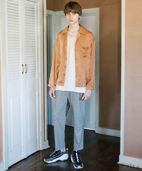 LIDNM（リドム）の「ガンクラブテーパドスラックス【ベージュ】（スラックス・メンズ・ベージュ・S.M.L）」の5枚目の写真