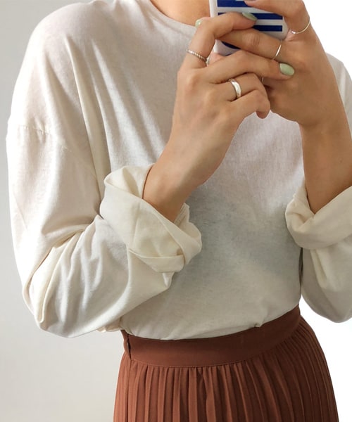 DHOLIC（ディーホリック）の「テンセル混オーバーサイズTシャツ（Tシャツ/カットソー・レディース・グレー/ホワイト/グリーン/ピンク/ブラック・FREE）」の2枚目の写真