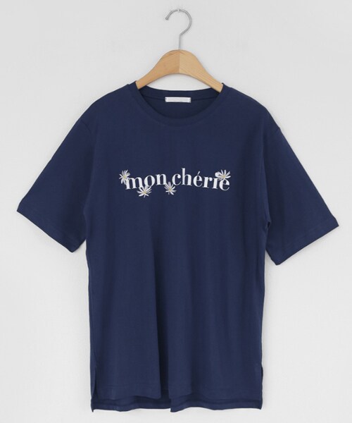 DHOLIC(ディーホリック)の「mon cherieフラワー刺繍Tシャツ(Tシャツ/カットソー・レディース・ホワイト/ピンク/その他/ブルー・FREE)」の4枚目の写真