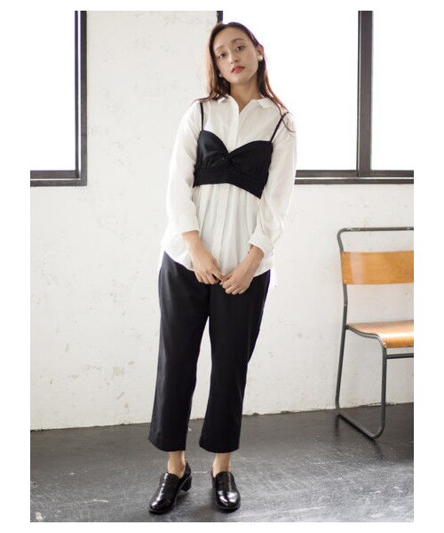 E hyphen world gallery（イーハイフンワールドギャラリー）の「・イージートラウザーパンツ（パンツ・ブラック/キャメル・F）」の3枚目の写真