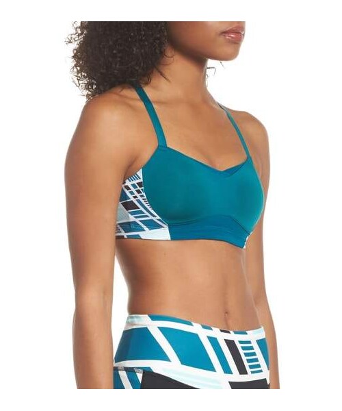 Brooks（ブルックス）の「Brooks FineForm Sports Bra（ブラ&ショーツ）」 WEAR