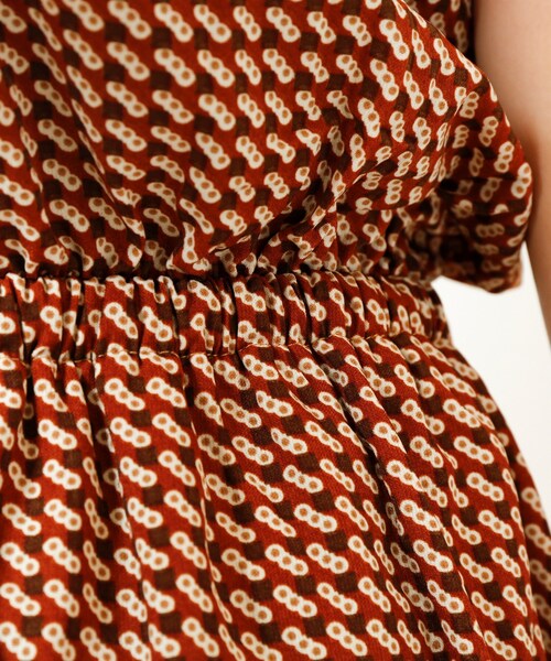 RAY CASSIN（レイカズン）の「幾何学ノースリワンピース（ワンピース/ドレス・レディース・ネイビー/グリーン/キャメル・FREE）」の12枚目の写真