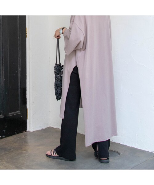 Sheson(シーズン)の「Sheson(シーズン) ディープサイドスリット カットワンピース(ワンピース・レディース・ブラック/カーキ/キャメル/ホワイト/ベリーペリ/グレーベージュ/ブラウン/モカ/テラコッタオレンジ/ダークグリーン/ミルクティベージュ・FREE)」の8枚目の写真