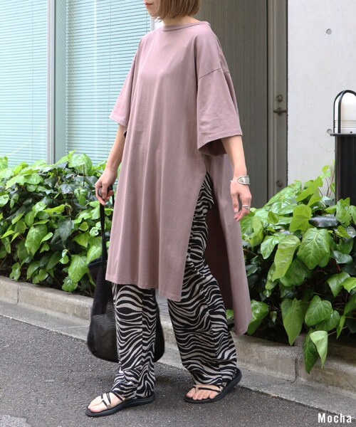 Sheson(シーズン)の「Sheson(シーズン) ディープサイドスリット カットワンピース(ワンピース・レディース・ブラック/カーキ/キャメル/ホワイト/ベリーペリ/グレーベージュ/ブラウン/モカ/テラコッタオレンジ/ダークグリーン/ミルクティベージュ・FREE)」の9枚目の写真