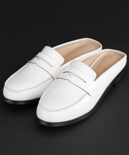 DHOLIC(ディーホリック)の「ローファーミュール(ローファー・レディース・ブラウン/ホワイト/ブラック・225/230/235/240/245/250)」の2枚目の写真