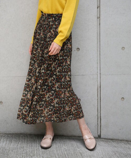 Heather（ヘザー）の「アソートガラ／ロングスカート（スカート・レオパード/ハナガラ）」の2枚目の写真