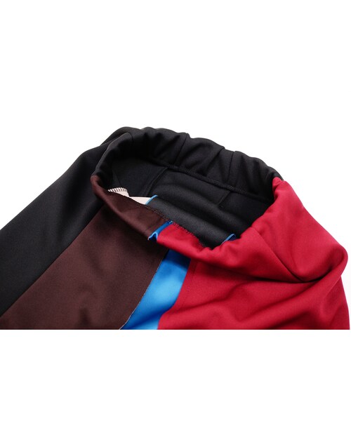 TEVALT（ヴァレット）の「Titilate Valet 配色 ボンディング イレギュラーヘムスカート〔67842-03〕（スカート・レディース・その他）」の4枚目の写真