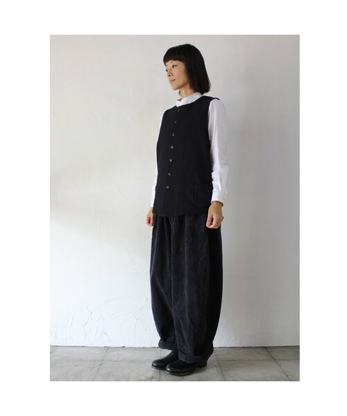 susuri（ススリ）の「susuri ススリ シンプルベスト ♯black 【送料