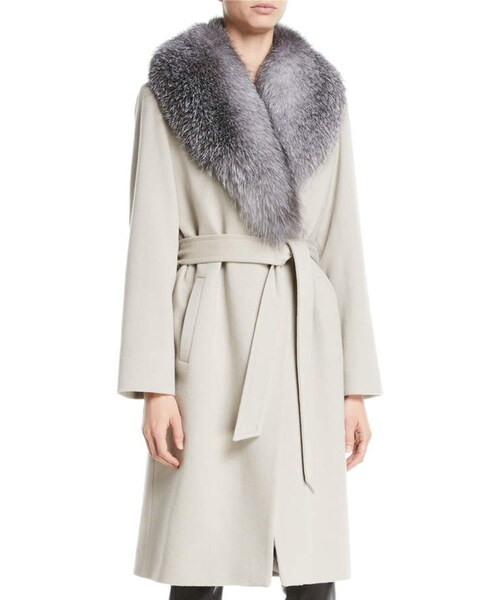 Sofia Cashmere（ソフィアカシミヤ）の「Sofia Cashmere Fur Shawl-Collar Long Wrap Coat（ジャケット/アウター・レディース・Brown・2/4/6/8/10/12/14）」の3枚目の写真
