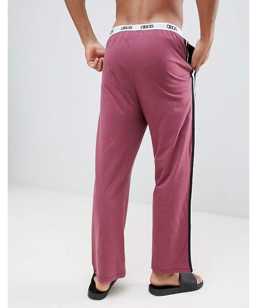 asos(エイソス)の「ASOS DESIGN straight leg jersey pyjama bottom in burgundy with branded waistband(デニムパンツ・メンズ・Red・M/XL/XXXL/XXS/S/XS/XXL/L)」の3枚目の写真