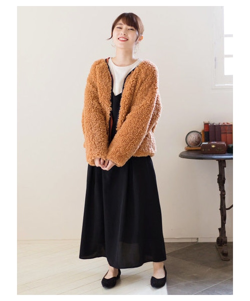 Green Parks(グリーンパークス)の「リバーシブルボアブルゾン(ジャケット/アウター・アイボリー/ブラック/ピンク/キャメル・F)」の3枚目の写真