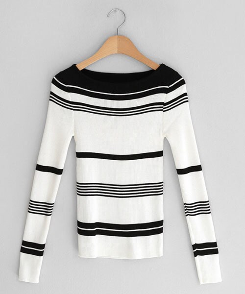 DHOLIC（ディーホリック）の「ボートネックマルチボーダーニット（ニット/セーター・レディース・ブラック/ホワイト/ブルー・FREE）」の2枚目の写真