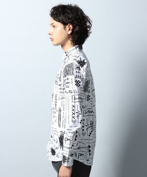 HARE（ハレ）の「ハンドタッチガラシャツ（トップス・メンズ・オフホワイト/ブラック・Ｍ/Ｓ）」の3枚目の写真
