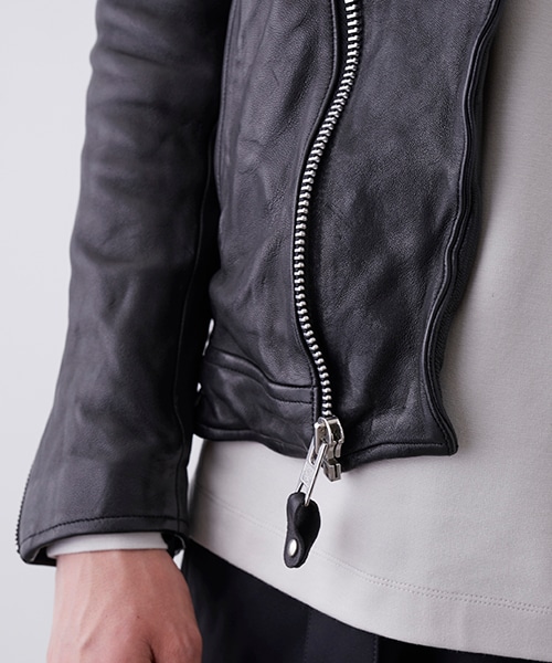 ATTACHMENT（アタッチメント）の「ATTACHMENT×schott×STUDIOUS