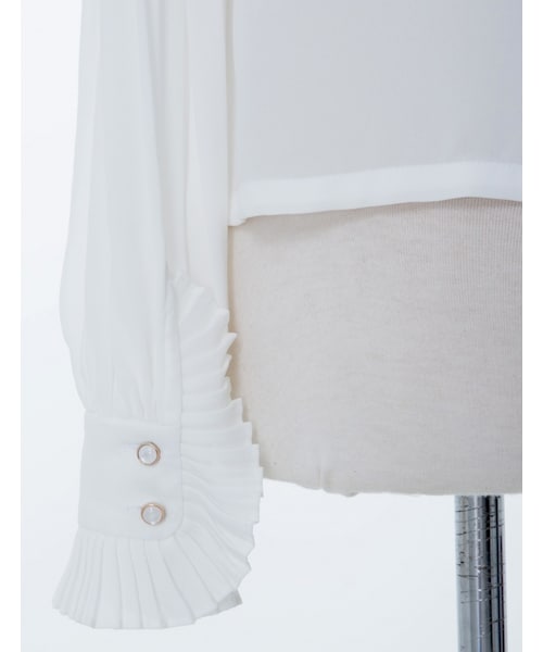 Marjorie（マージョリー）の「依舊浪漫，荷葉立領綁帶宮廷袖打褶襯衫（トップス・レディース・黑/白・F）」の11枚目の写真