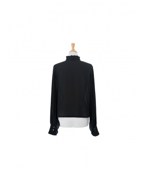 Marjorie（マージョリー）の「依舊浪漫，荷葉立領綁帶宮廷袖打褶襯衫（トップス・レディース・黑/白・F）」の18枚目の写真