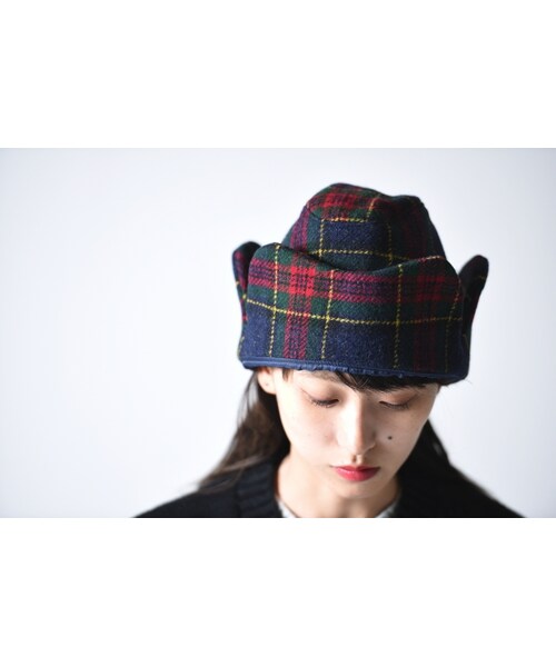 --(--)の「KAIKI ウールチェックロシアン帽(キャップ・レディース・レッド/ブルー/ブラウン・F)」の3枚目の写真