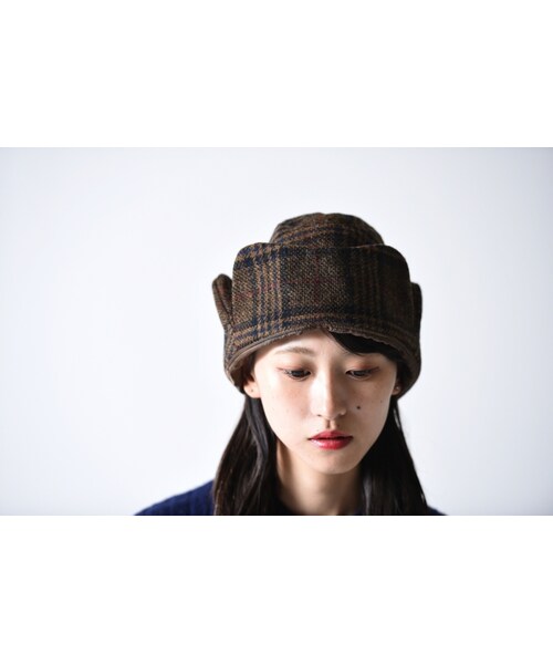 --(--)の「KAIKI ウールチェックロシアン帽(キャップ・レディース・レッド/ブルー/ブラウン・F)」の2枚目の写真