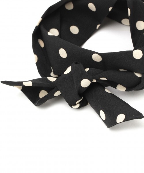 LOWRYS FARM（ローリーズファーム）の「スカーフネックレス（アクセサリー・オフ/ブラック/バーガンディー/ブラウン）」の7枚目の写真