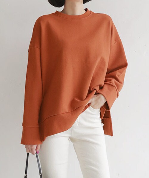 DHOLIC（ディーホリック）の「スリットヘムスウェット（スウェット・レディース・グレー/レッド/ホワイト/ブラック/グリーン・FREE）」の5枚目の写真