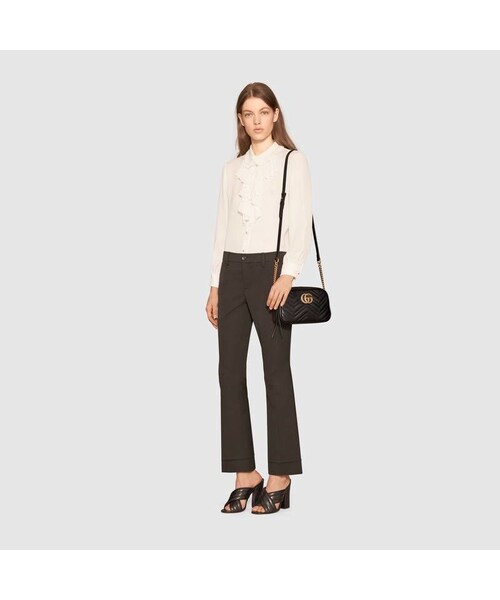 GUCCI(グッチ)の「GUCCI 〔GGマーモント〕キルティング スモール ショルダーバッグ(バックパック/リュック・その他)」の6枚目の写真