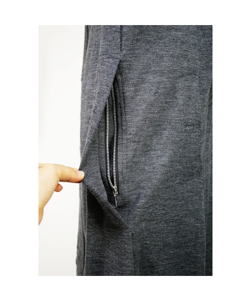 KOHSHIN SATOH（コウシンサトウ）の「Kohshin Satoh ダブルジップ