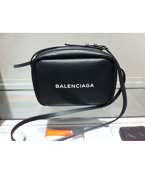 BALENCIAGA バレンシアガ　カメラバッグ　キャンペーンロゴ　ブラック 美品】バレンシアガ クロスボディバッグ カメラバッグ ブラック ロゴ