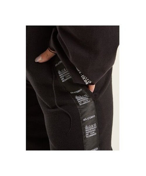 NIKE(ナイキ)の「【VETEMENTS】ヴェトモン サイドテープ トラックパンツ(スニーカー・その他)」の5枚目の写真