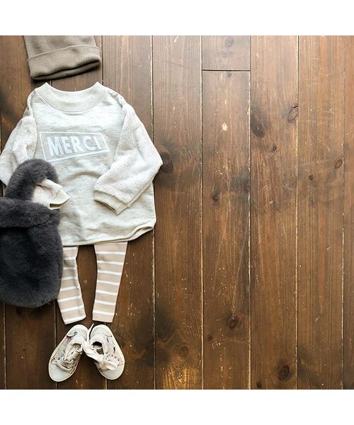 cache cache（カシュ カシュ）の「ARCH&LINE FUR SLEEVE PO(CREAM)（スウェット・キッズ・その他）」の4枚目の写真