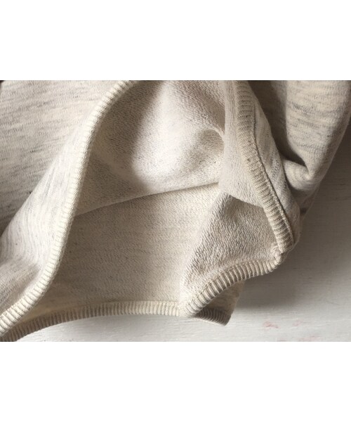 cache cache（カシュ カシュ）の「ARCH&LINE FUR SLEEVE PO(CREAM)（スウェット・キッズ・その他）」の3枚目の写真