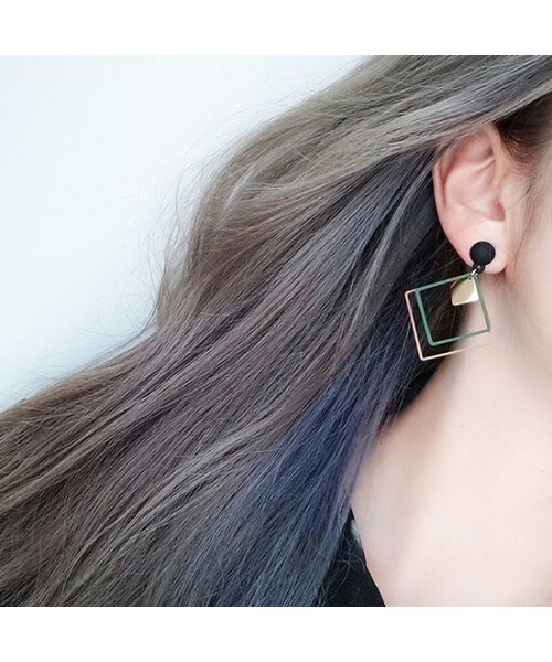 copine（コピン）の「再入荷！カラースクエアフレームデザインピアス(4type)【クリックポスト対象商品】（ピアス（両耳用）・レディース・その他）」の7枚目の写真