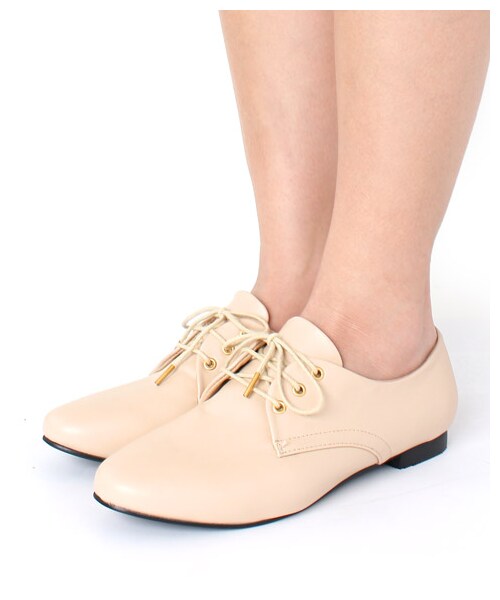 RANDA（ランダ）の「シンプルレースアップシューズ/CS3094（ヒール0-3cm・レディース・ベージュ/ブラックエナメル/ブラックスムース・L/M/S/LL）」の8枚目の写真