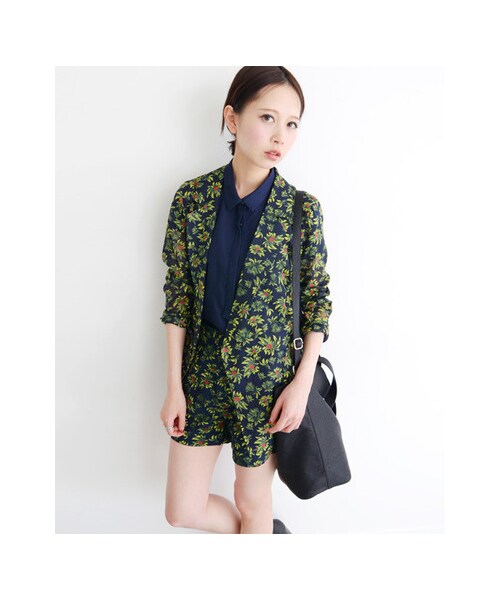 KBF（ケイビーエフ）の「変形トートバッグ（バッグ・レディース・イエロー/ベージュ/ブラック/ライトグレー・one）」の8枚目の写真