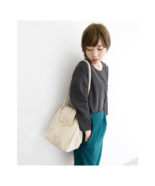 KBF(ケイビーエフ)の「KBF+ 3Wayミニバッグ(バッグ・レディース・ブラック/グレージュ・one)」の5枚目の写真