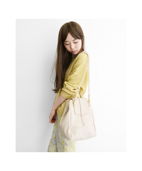 KBF(ケイビーエフ)の「KBF+ 3Wayミニバッグ(バッグ・レディース・ブラック/グレージュ・one)」の8枚目の写真