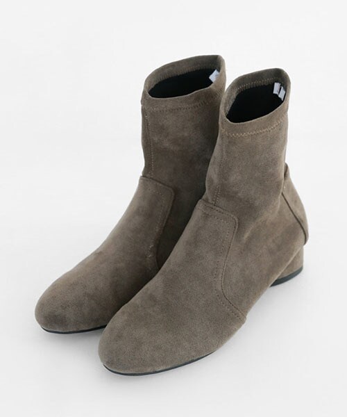 DHOLIC（ディーホリック）の「ローヒールアンクルブーツ（ブーツ・レディース・ブラック/グレー/ベージュ/その他/ブラウン/ホワイト・225/230/235/240/245/250）」の3枚目の写真