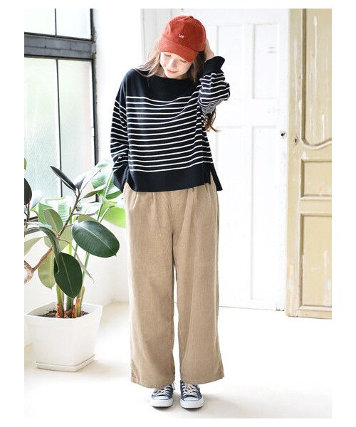 earth music&ecology（アースミュージックアンドエコロジー）の「COTTON USAコーデュロイパンツ(ワイド)（パンツ・グレー/チャコールグレー/ブラック/ベージュ/テラコッタ/ネイビー・S/M/L）」の3枚目の写真