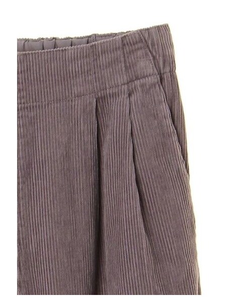 earth music&ecology（アースミュージックアンドエコロジー）の「COTTON USAコーデュロイパンツ(ワイド)（パンツ・グレー/チャコールグレー/ブラック/ベージュ/テラコッタ/ネイビー・S/M/L）」の6枚目の写真