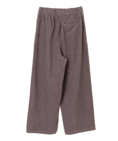 earth music&ecology（アースミュージックアンドエコロジー）の「COTTON USAコーデュロイパンツ(ワイド)（パンツ・グレー/チャコールグレー/ブラック/ベージュ/テラコッタ/ネイビー・S/M/L）」の4枚目の写真