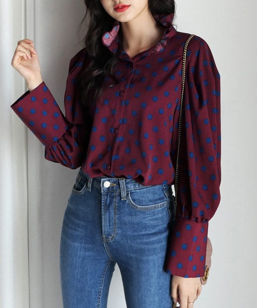 DHOLIC（ディーホリック）の「フリルハイネックドットブラウス（シャツ/ブラウス・レディース・ホワイト/レッド/グリーン・FREE）」の3枚目の写真